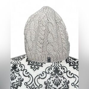 The North Face Cable Knit Beanie 🩶